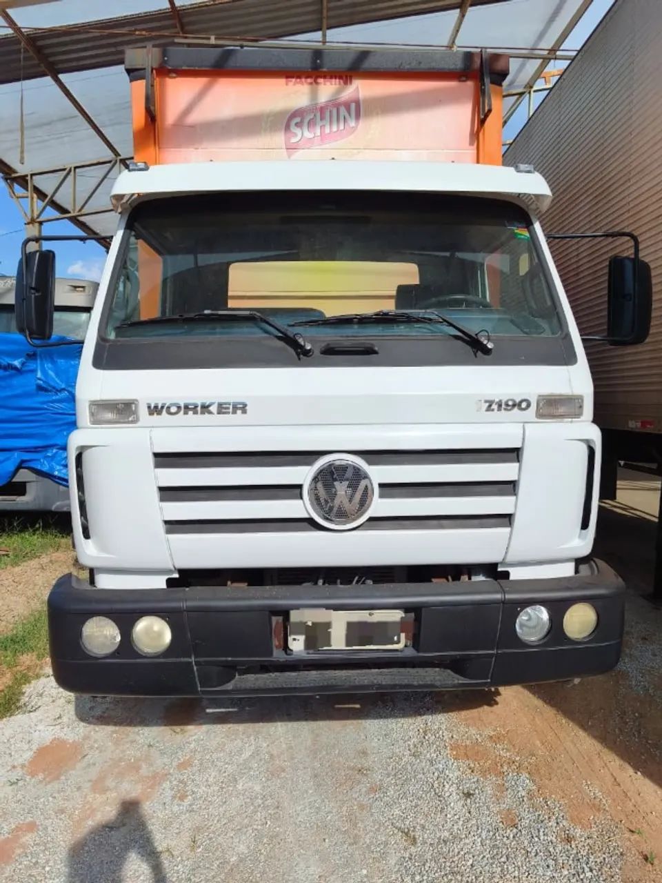 Volkswagen 17-190 E WORKER 2p Baú