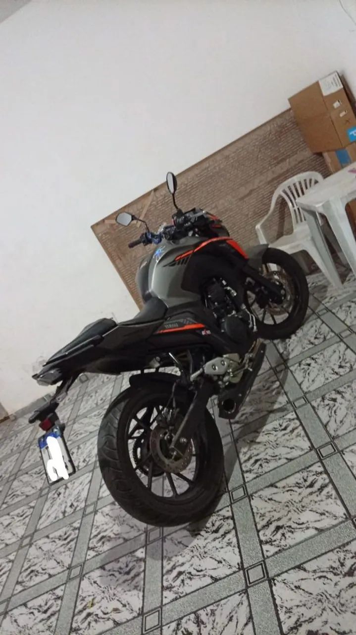 FZ25 2025 CONECTED 