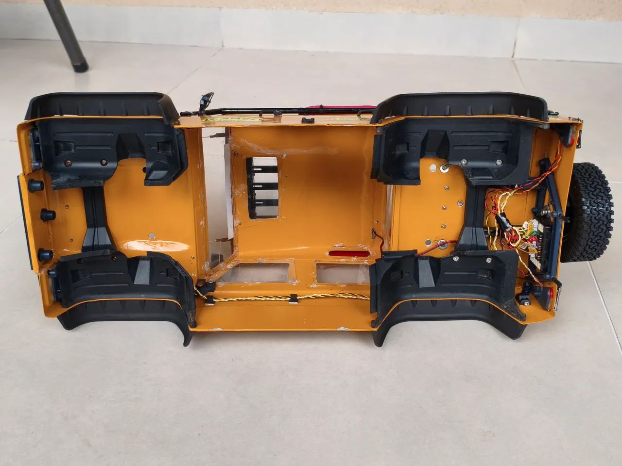 Bolha usada  Automodelo Crawler 1:10 - Foto 3