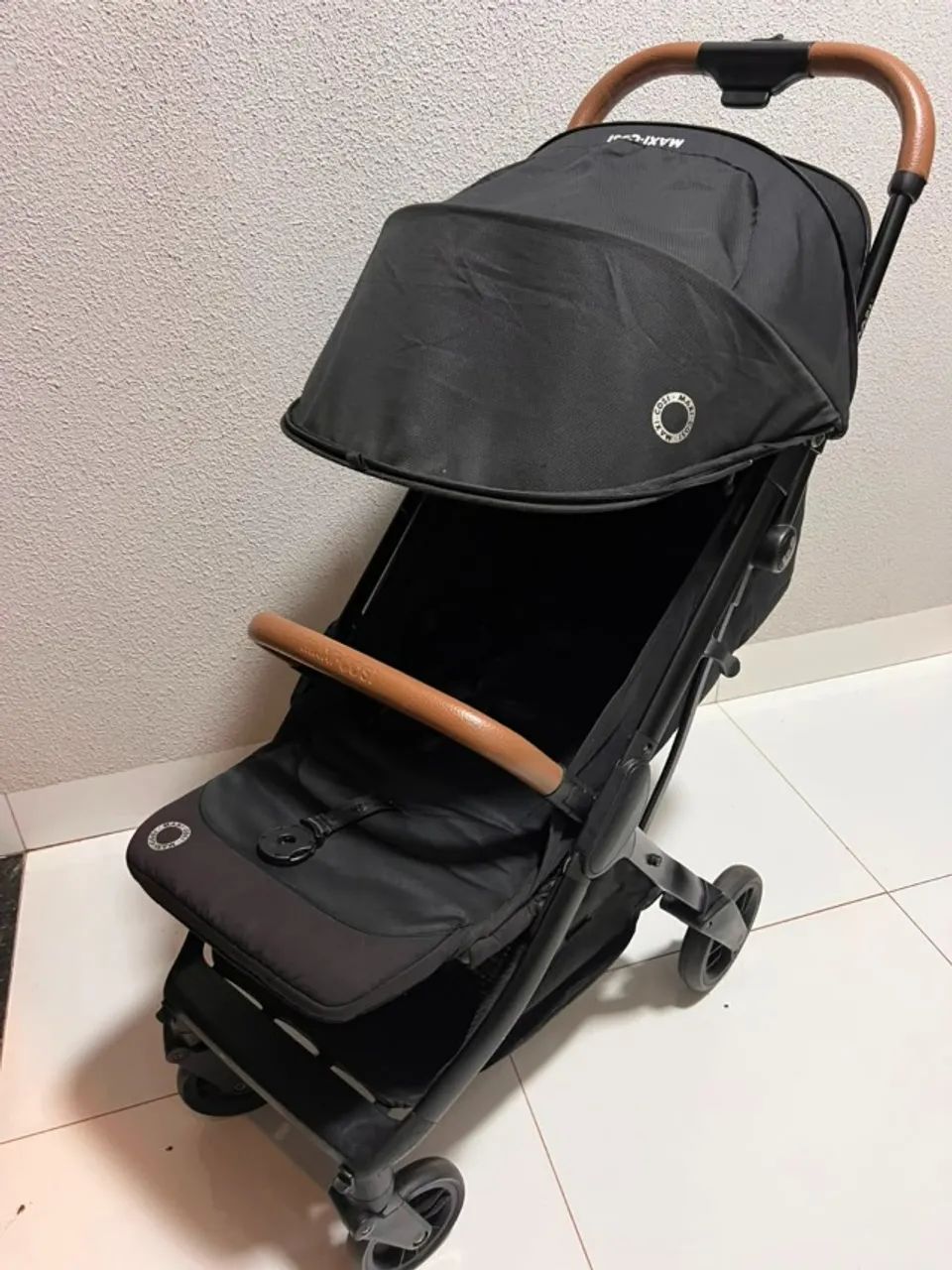 Carrinho Maxi-Cosi Eva 3 - Pouquíssimo uso