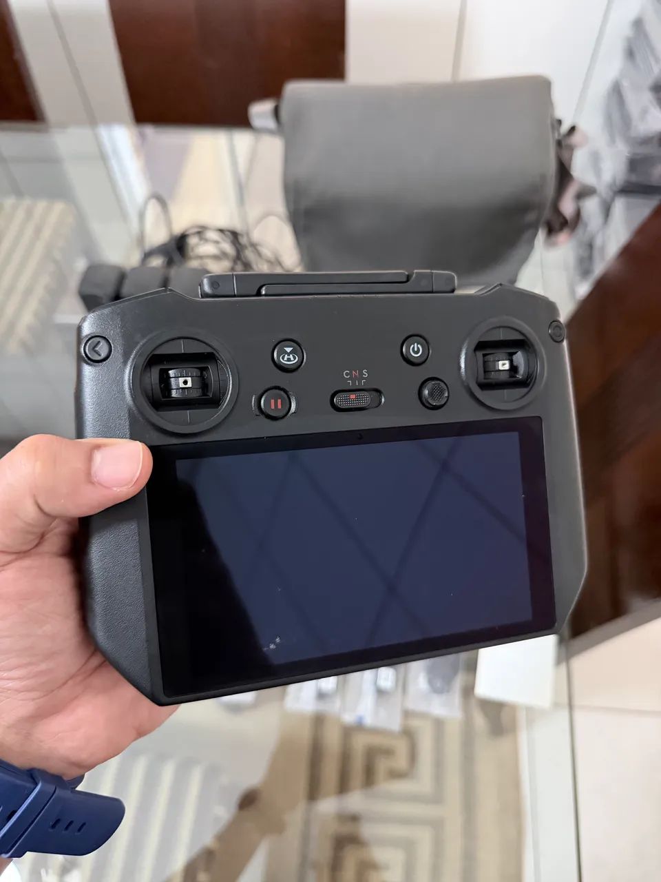 DJI MAVIC 3 PRO COMBO FLY MORE - IMPECÁVEL  - Foto 5