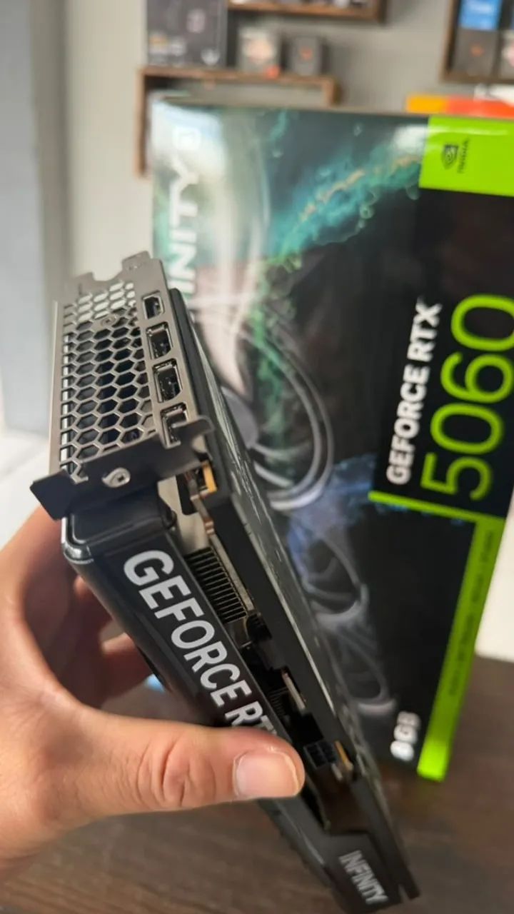 RTX 5060 Palit Infinity 3 - Foto 3
