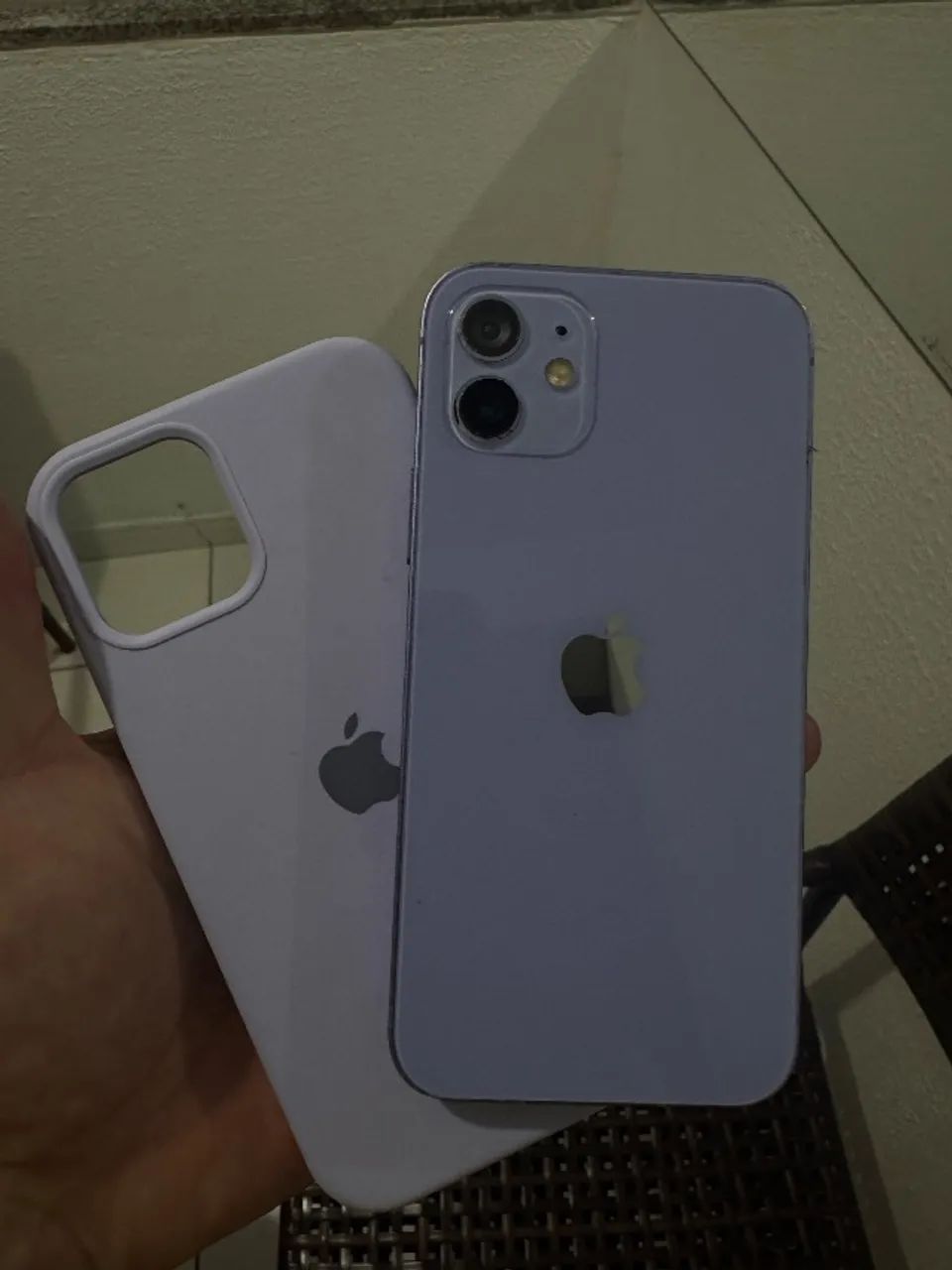 IPhone 12 com bateria 100 por centro  - Foto 5