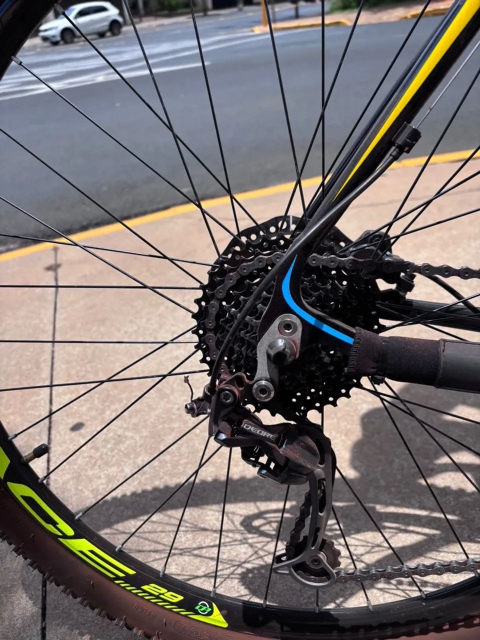 Bicicleta Mountain Bike