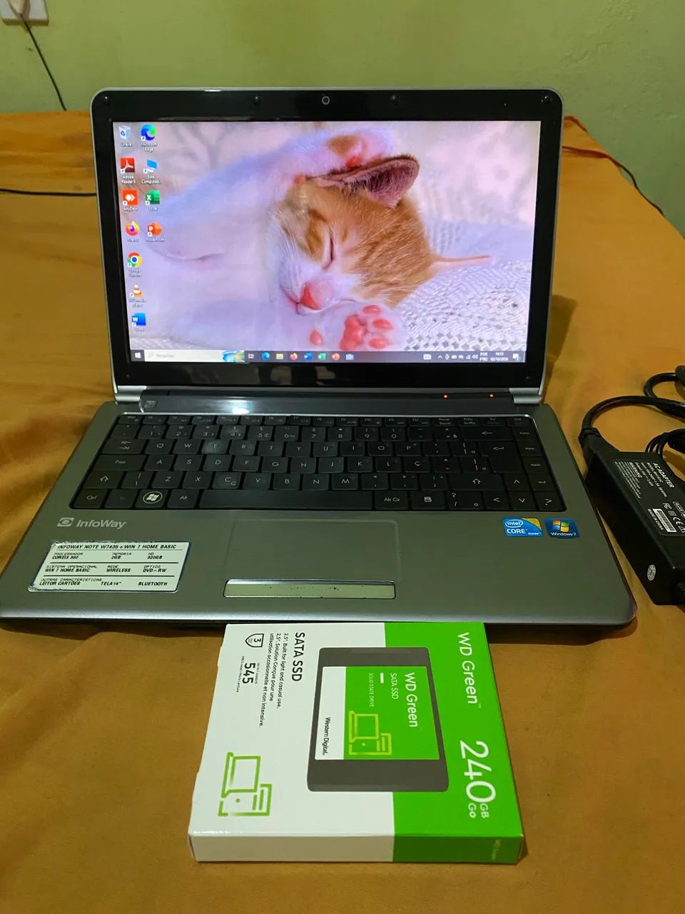 Notebooks Itautec core i3 4gb ram bateria nova Ssd 240 gb novo