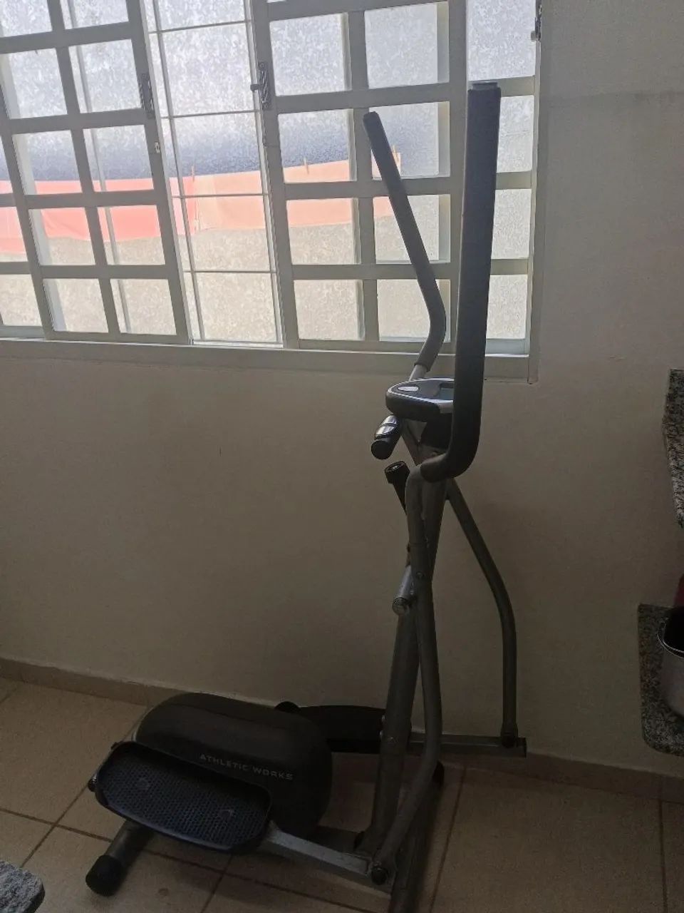 Aparelho Elíptico Athletic Works - Foto 2