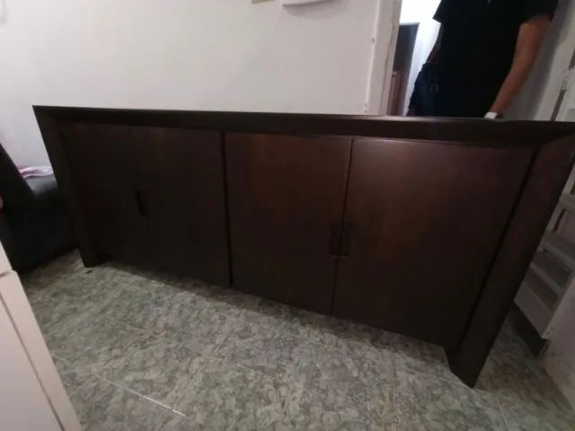 Aparador em perfeito estado