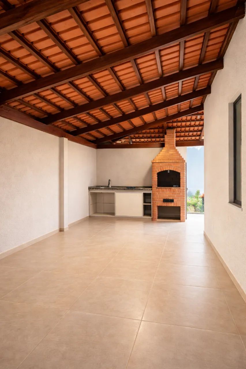 Casa 3 Quartos com Suíte e 4 Vagas | Belvedere | Divinópolis - Foto 2
