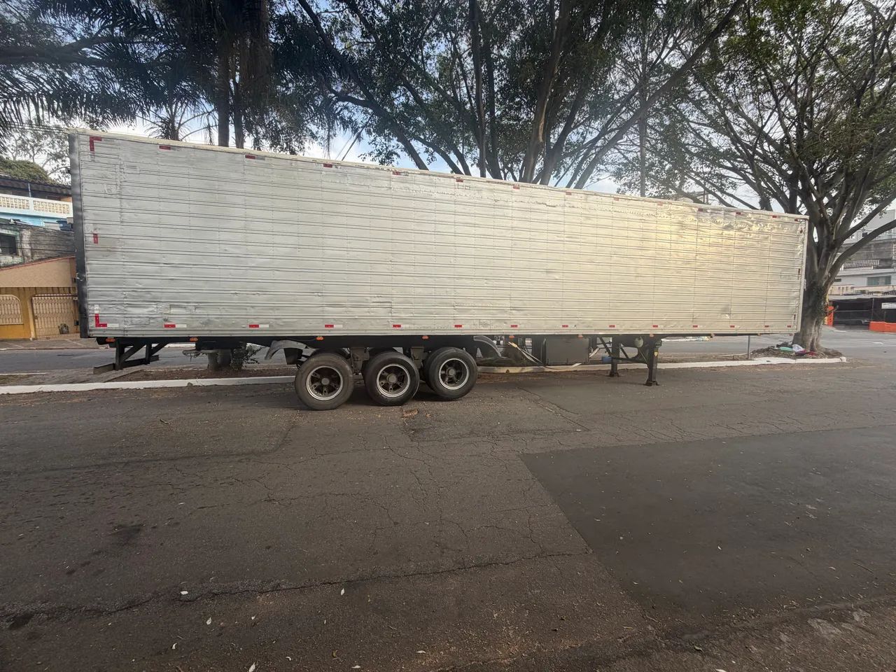 Carreta baú SR  - Foto 3