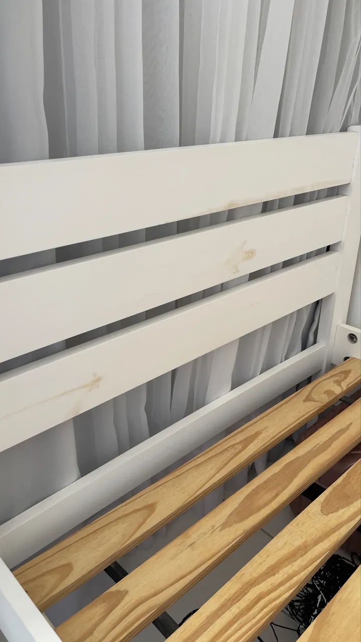 Cama de solteiro 