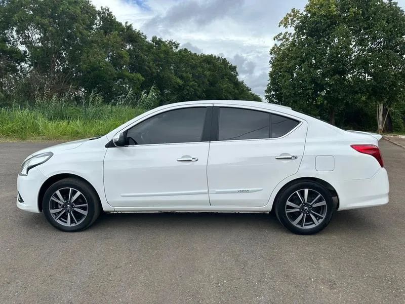 Nissan Versa Unique 1.6 16V Flexstart 4P Aut. 2018 - Foto 10