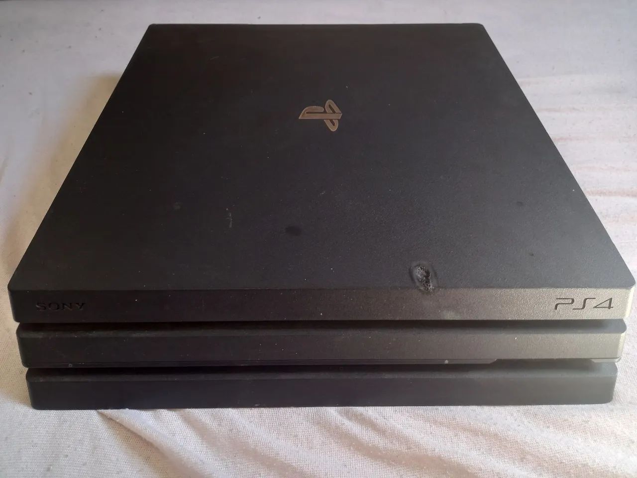 PS4 PRO 1TB - Foto 5