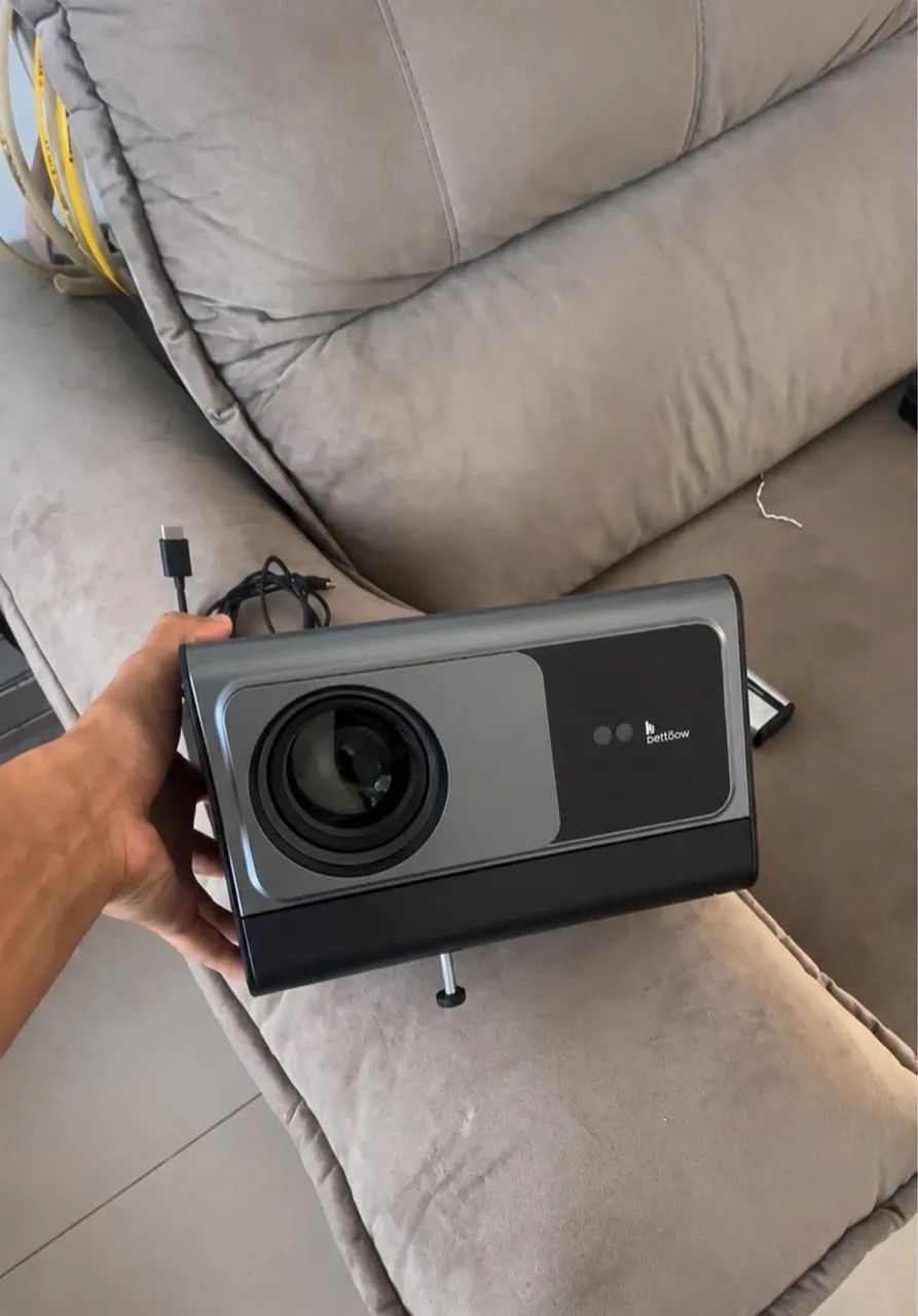 Projeto Portátil Bettdow 22000LM 1080p 4K Android 12