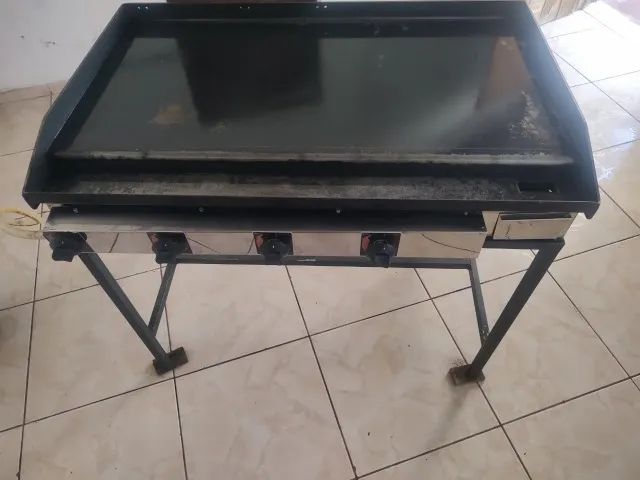 Chapa Profissional 1,05x60 a Gás 4 acendedores - Excelente Estado