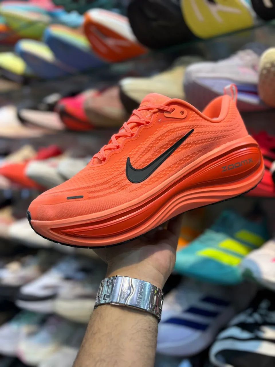NIKE VOMERO 18 PLUS NOVO (34-43) - Calçados Esportivos - Itaquera