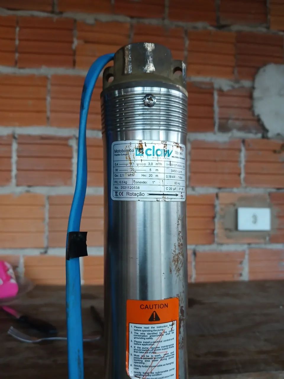 Bomba d'água tipo palito