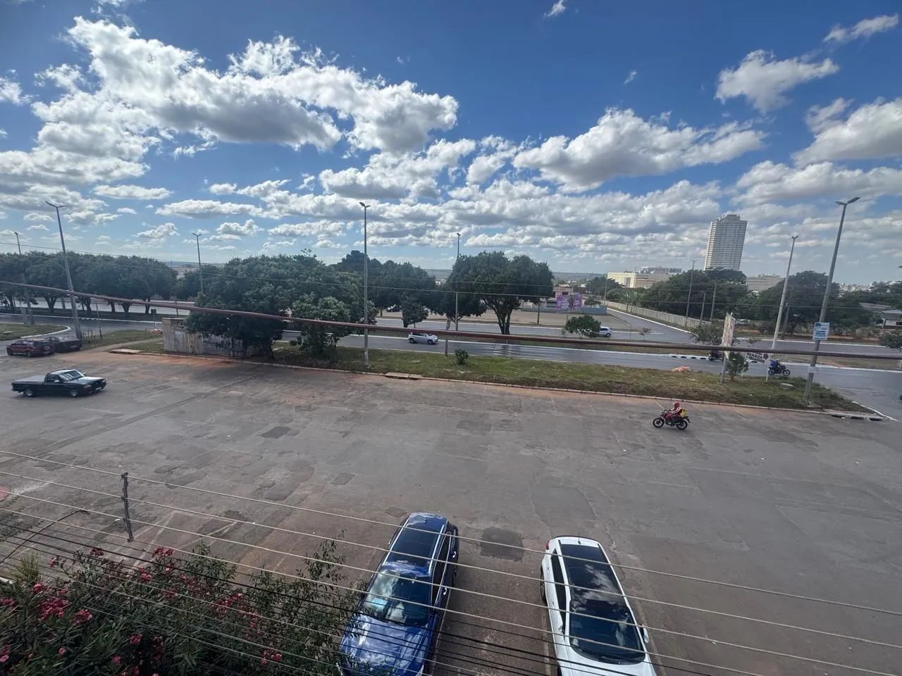 CEILÂNDIA NORTE-PRÉDIO DE DOIS PAVIMENTOS COM 1 LOJA DE 50m² E DOIS APARTAMENTOS DE 50m²  - Foto 5