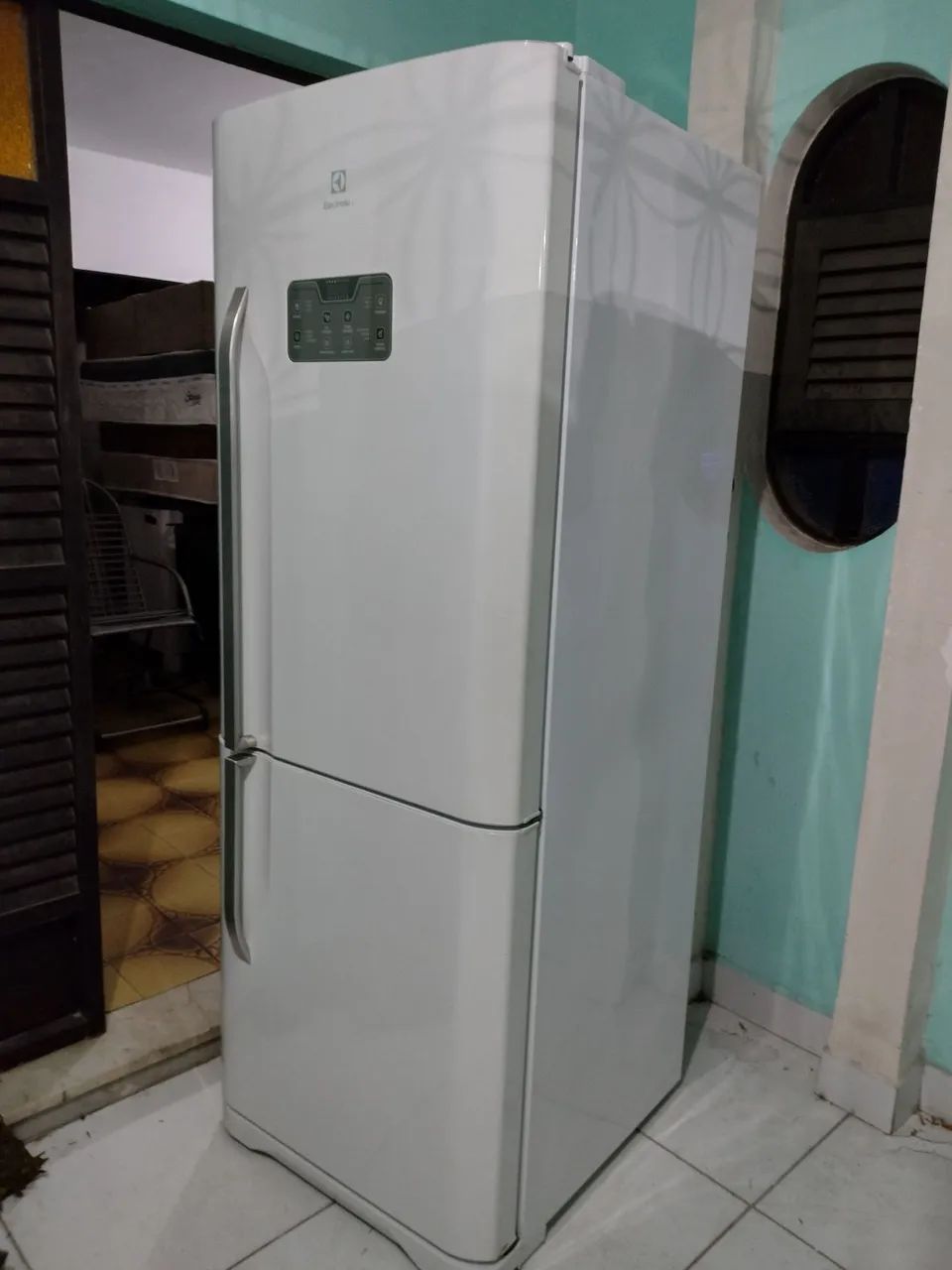 Vendo geladeira Eletrolux  - Foto 2