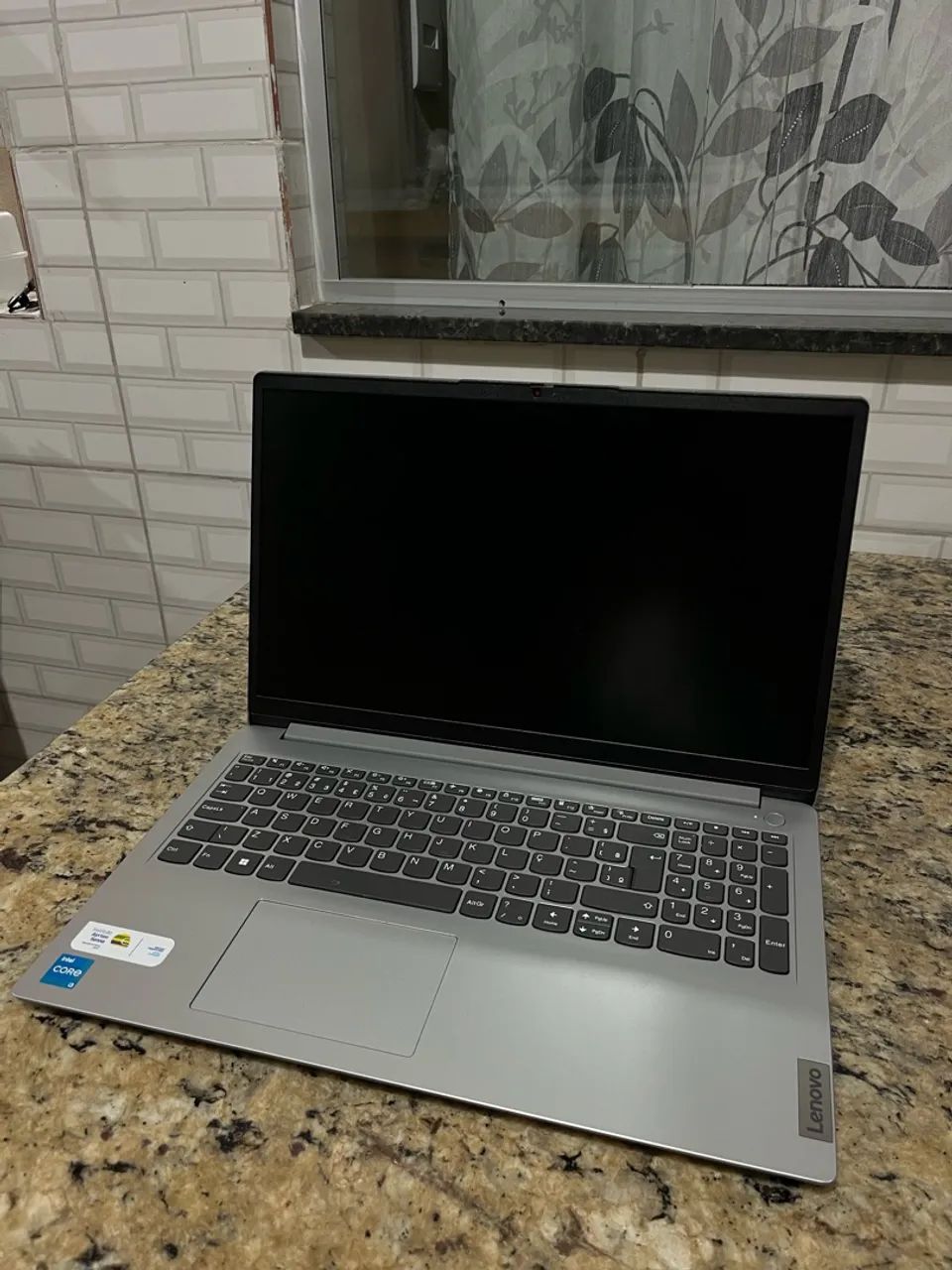 Notebook Lenovo Intel Core i3 12ª geração SSD 256 GB