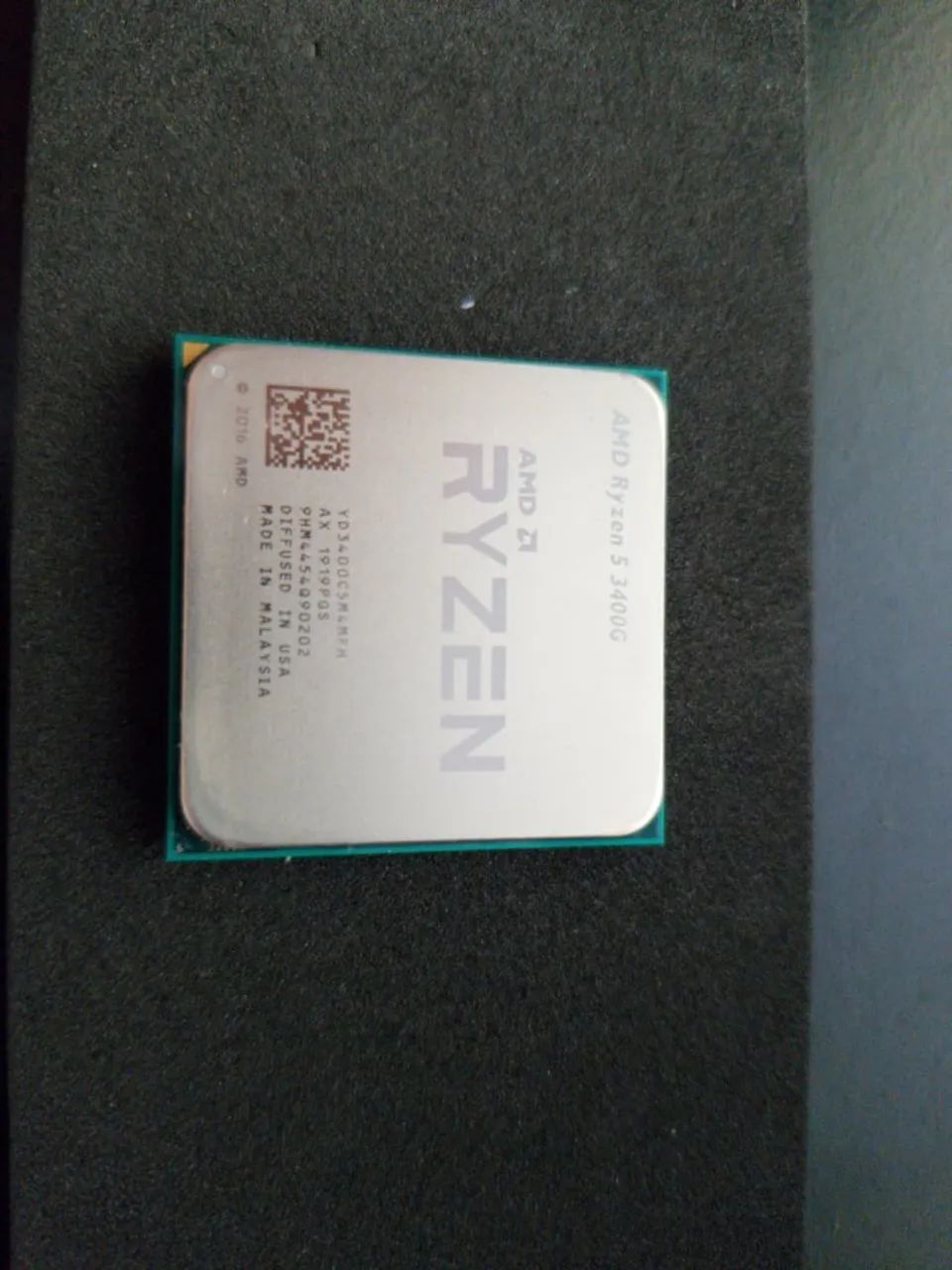 AMD Ryzen 5 3400G - 4 Núcleos / 8 Threads - Com Vídeo Integrado Vega 11 - Foto 2