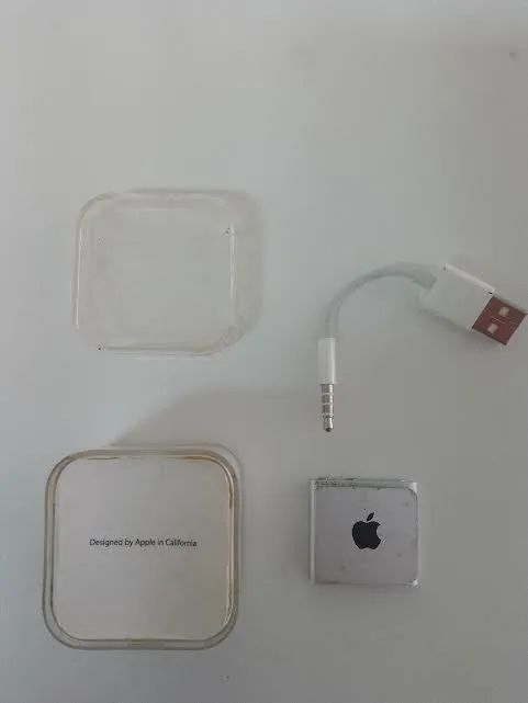 iPod shuffle 2GB
