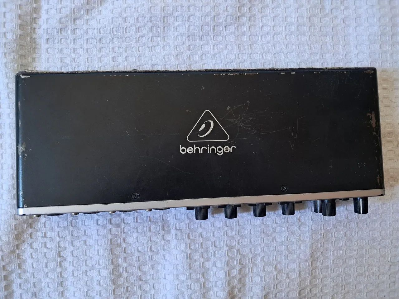 Interface de áudio Behringer UMC404HD - Foto 3