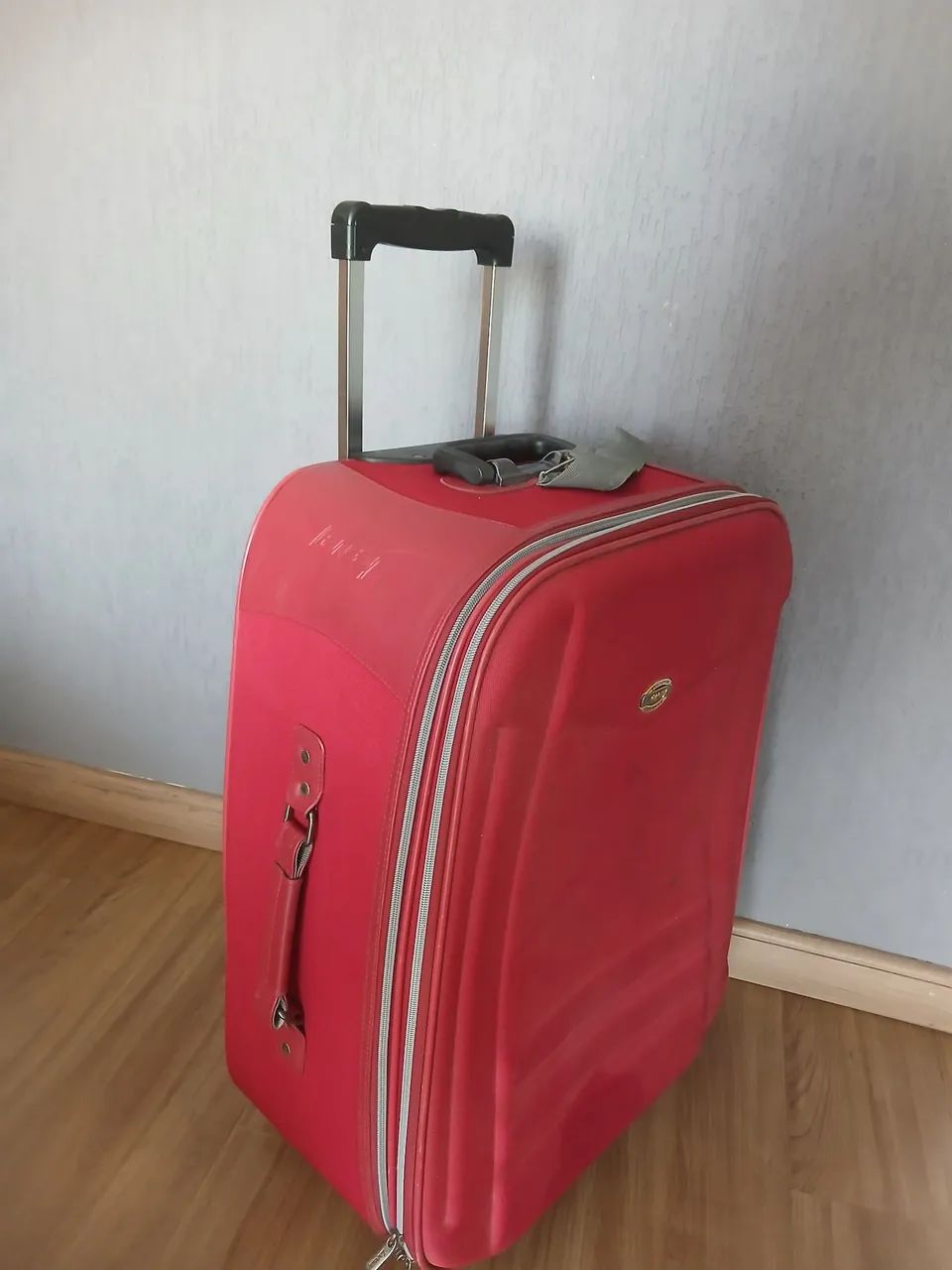 Mala de viagem com frasqueira de rodinhas Lansay - Foto 2