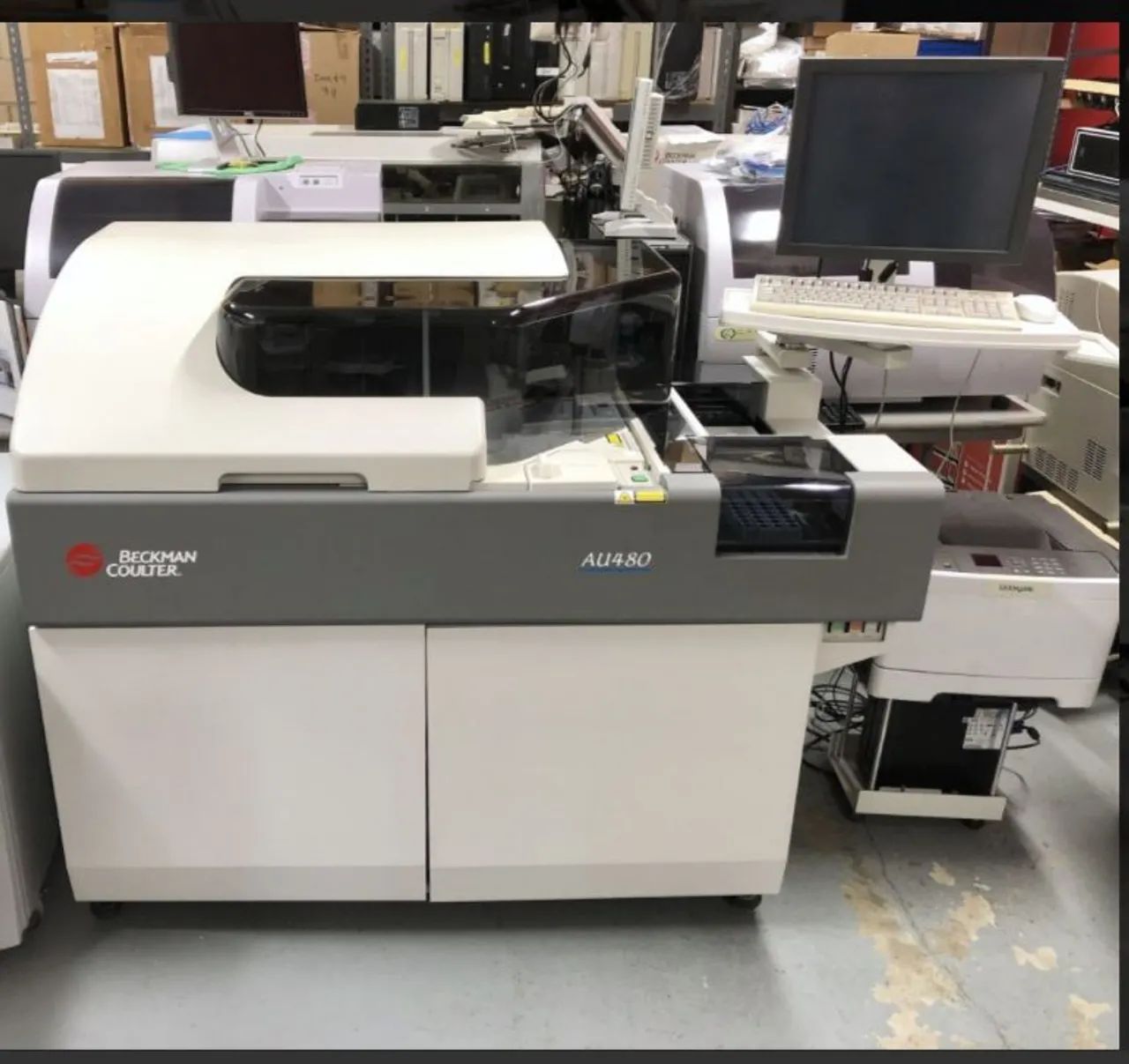 Analisador químico AU 480.