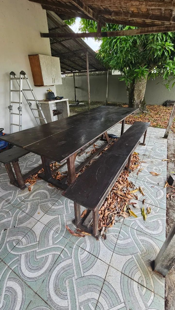 Mesa grande com 2 bancos - Foto 2