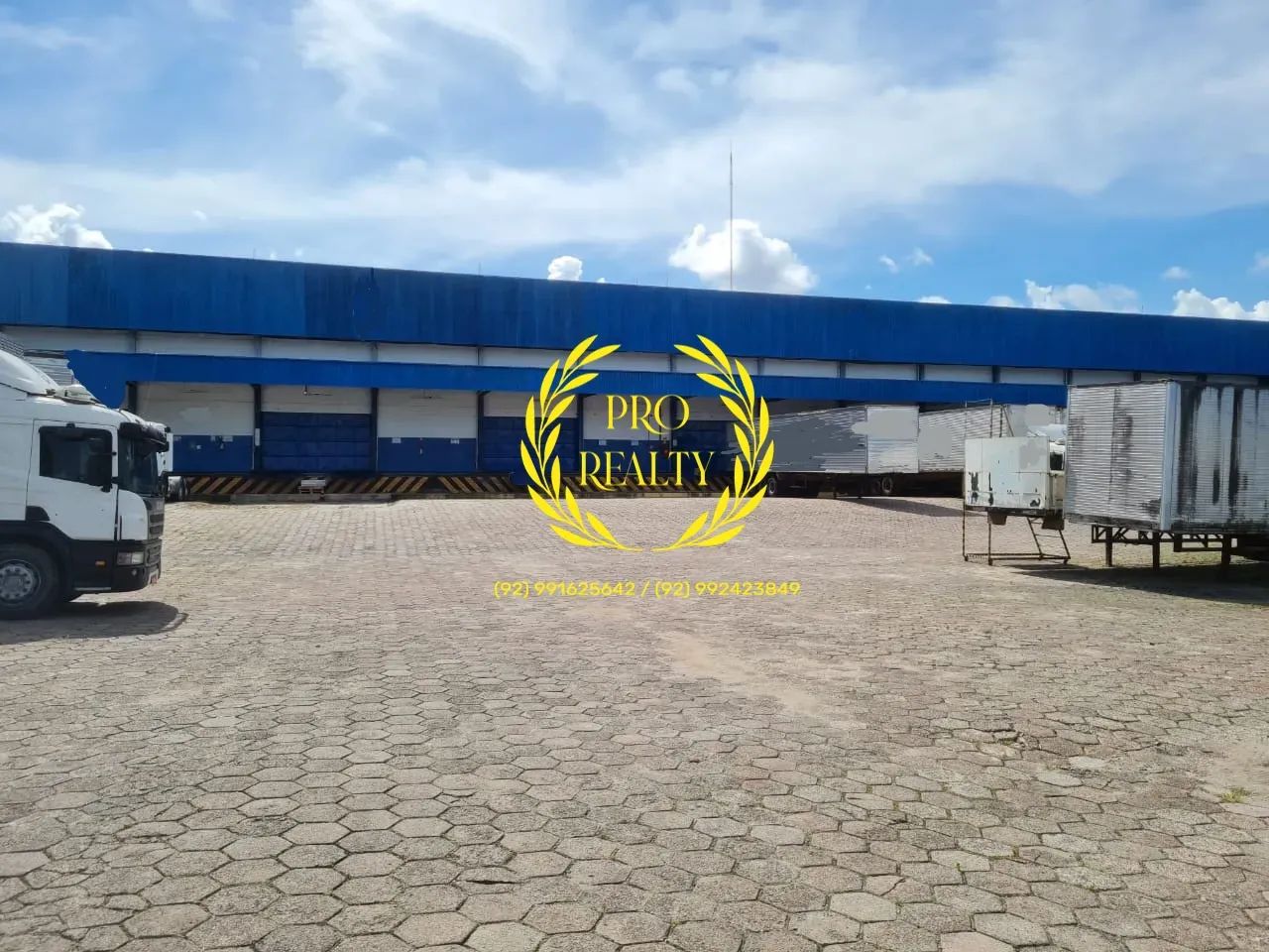 Galpão com Habite-se Avcb 1.200 m² , Docas , Pátio , MANAUS