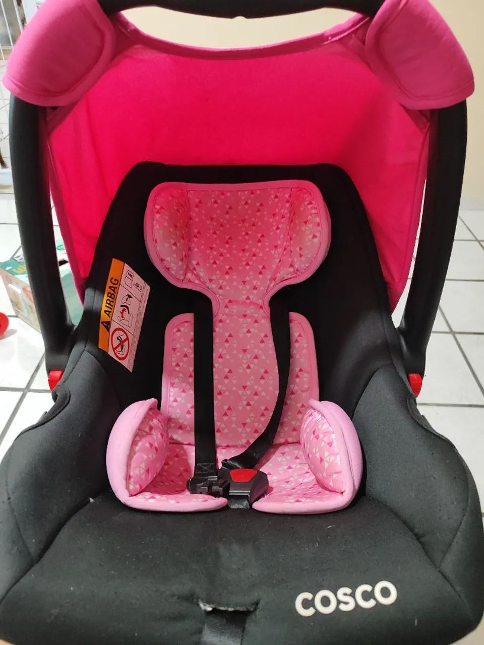 Bebê conforto Cosco.