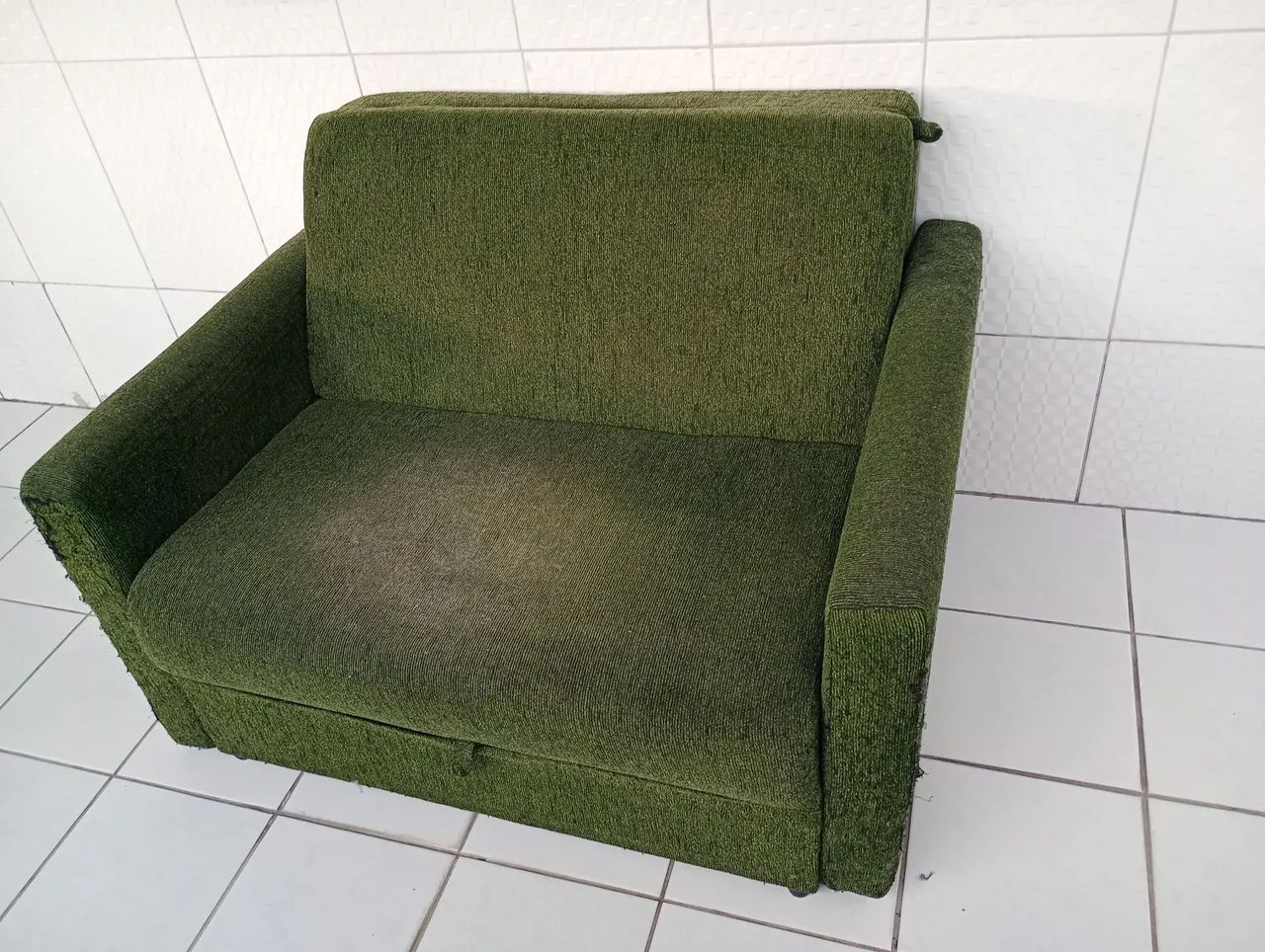 Vende-se sofá cama de 2 lugares. - Foto 4