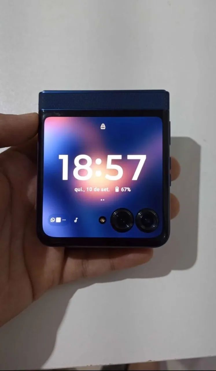 Vendo ou troco motorola razr60