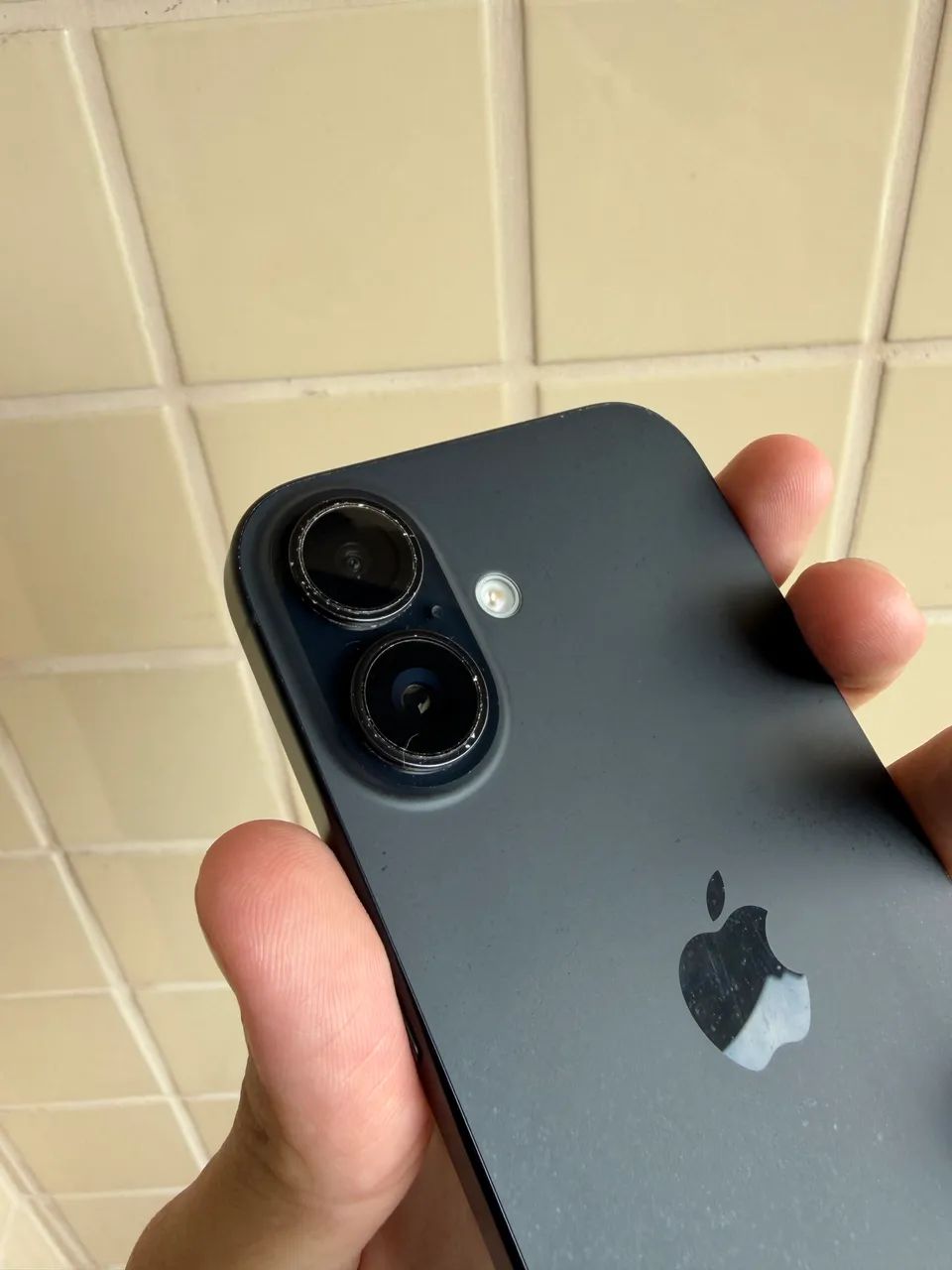 iPhone 16 128GB Preto - 88% Bateria + Caixa e Cabo - Foto 4