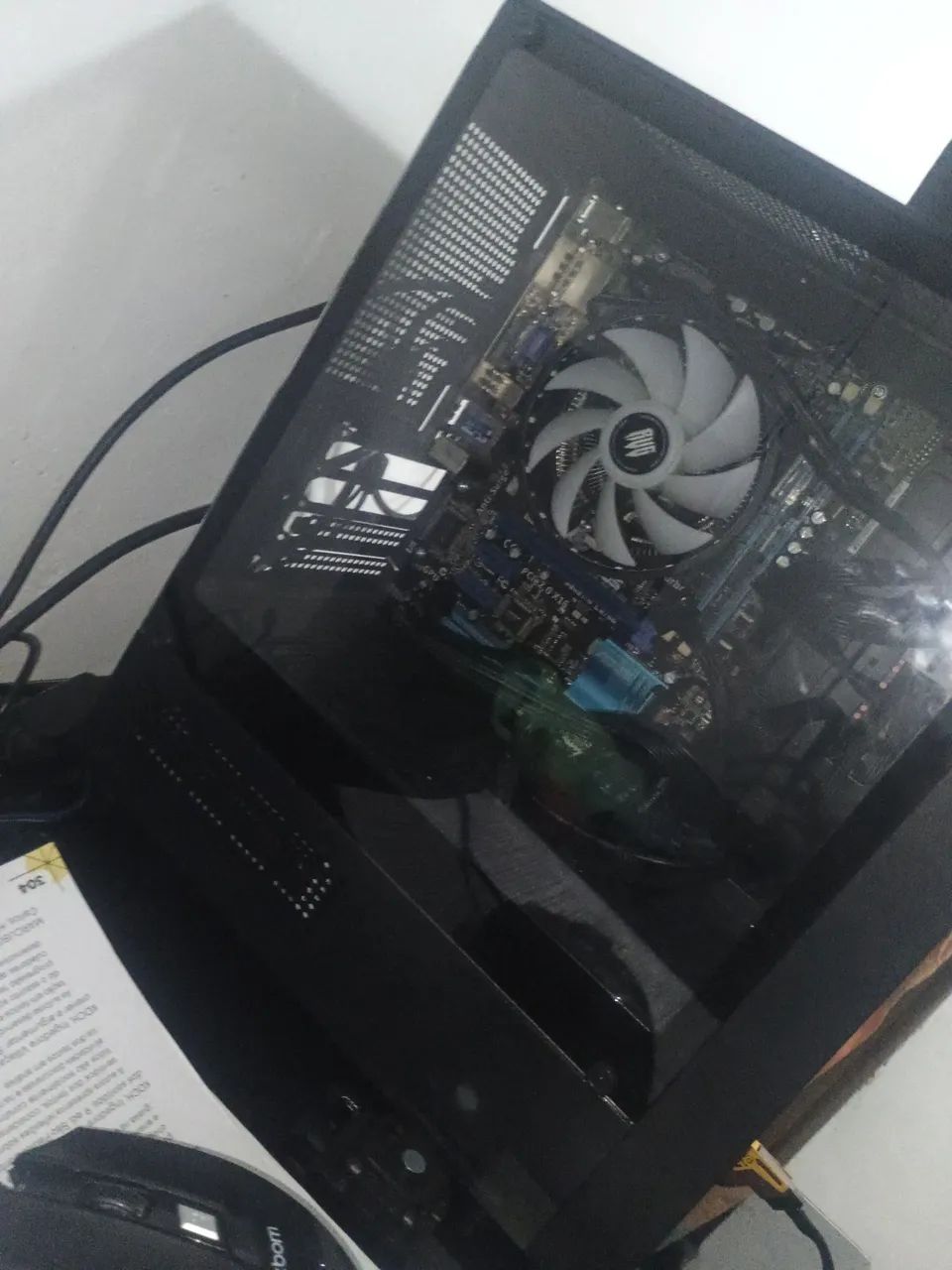 Pc gamer 2 tb de HD e 12 GB de ram 
