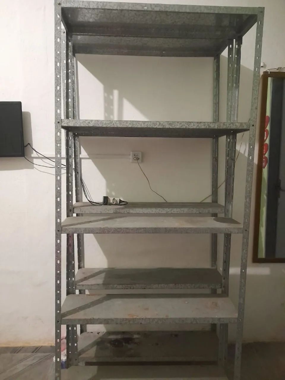Duas estante de alumínio  - Foto 2