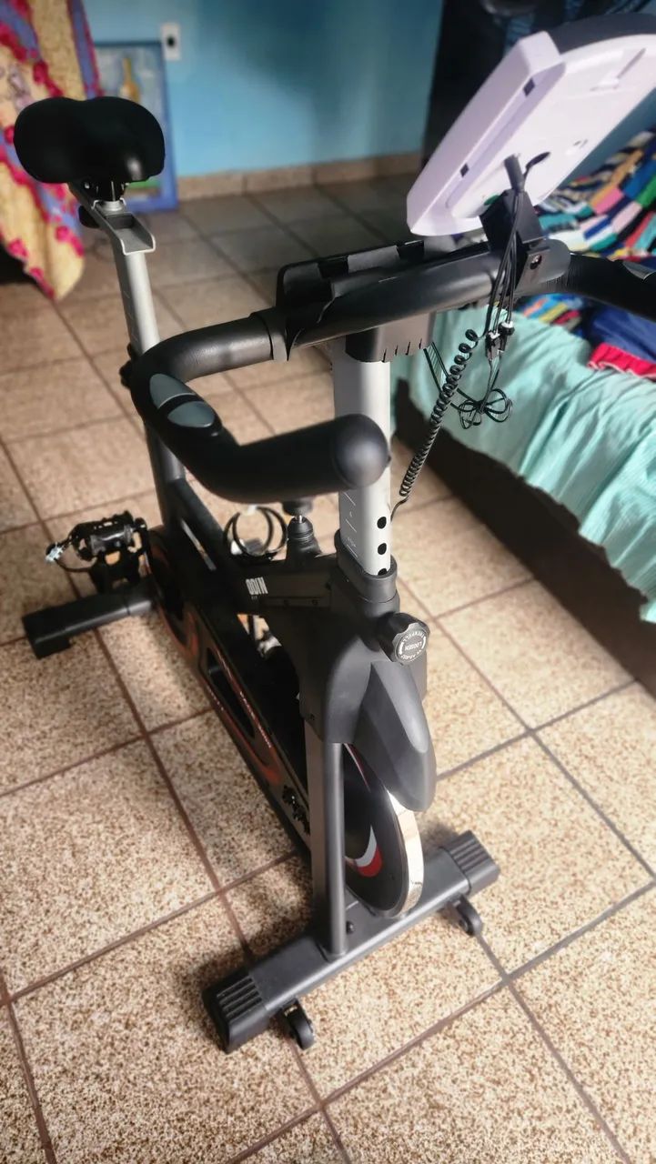 Bicicleta Spinning Odin Pace 3000 - Excelente Estado - Foto 5