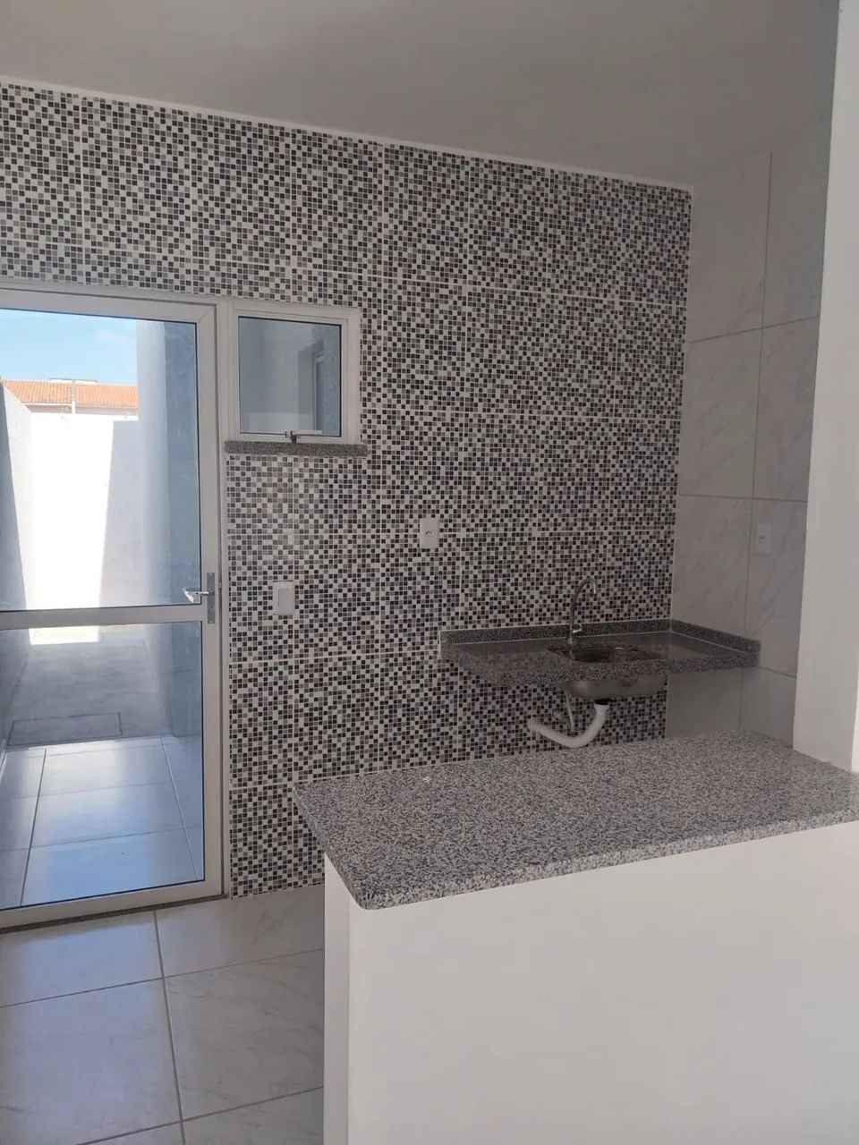 OPORTUNIDADE! CASA NOVA MARACANAÚ PRA VENDER LIGEIRO!!!