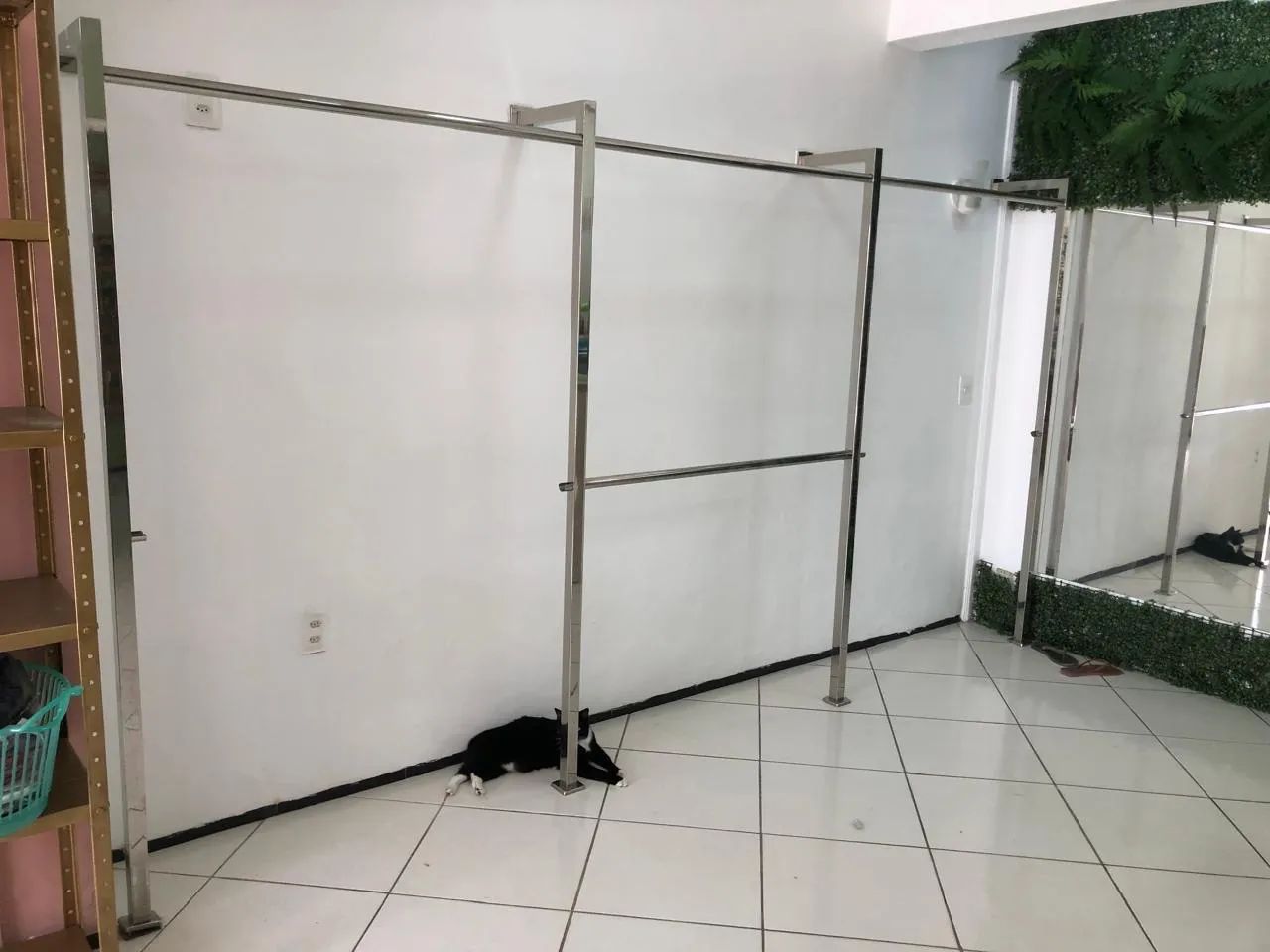 Arara loja roupa em aço inox  - Foto 4