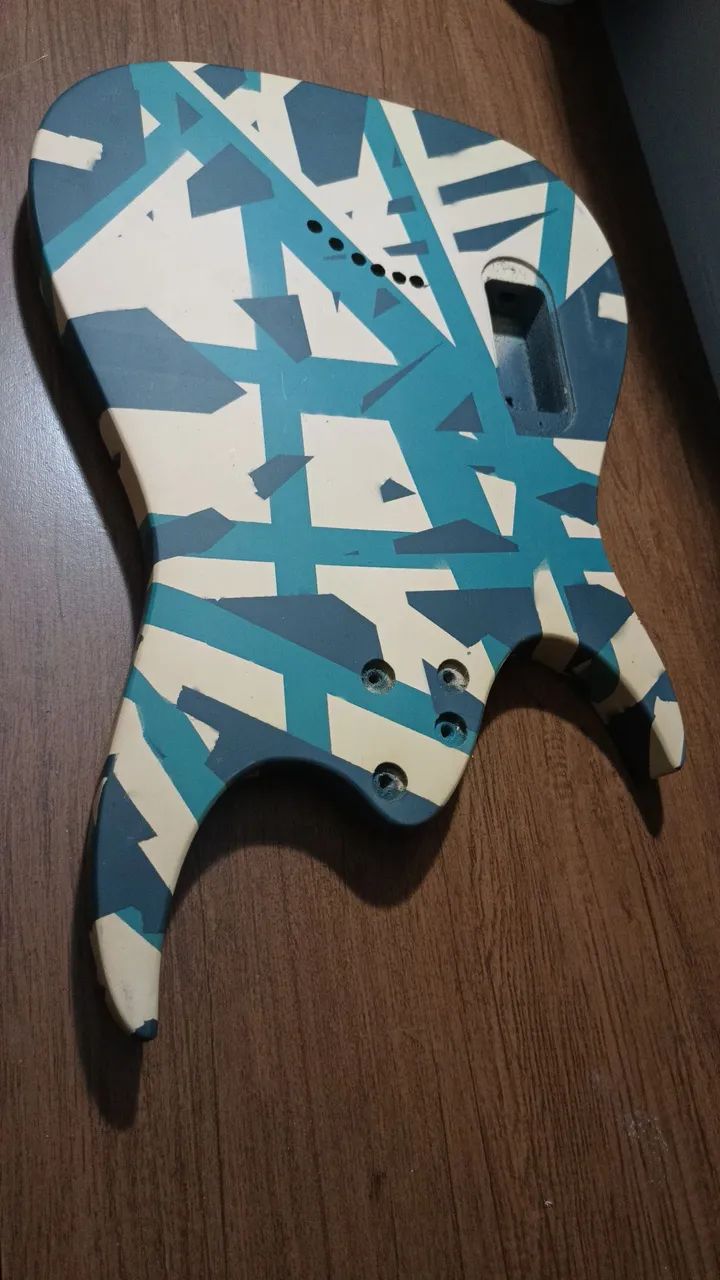 Corpo de guitarra SuperStrato - Foto 3