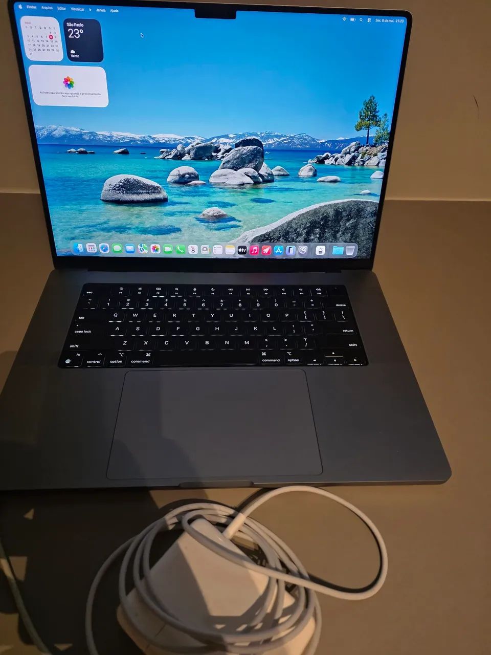 Apple MacBook Pro 16 / M1 Pro /16GB RAM / 512 SSD / Cinza / Saúde