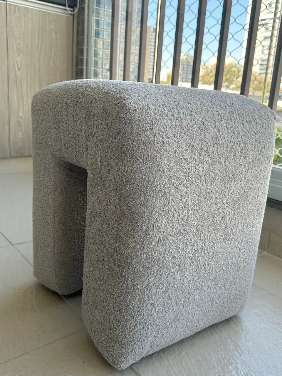 Puff cinza em boucle novo - Foto 4