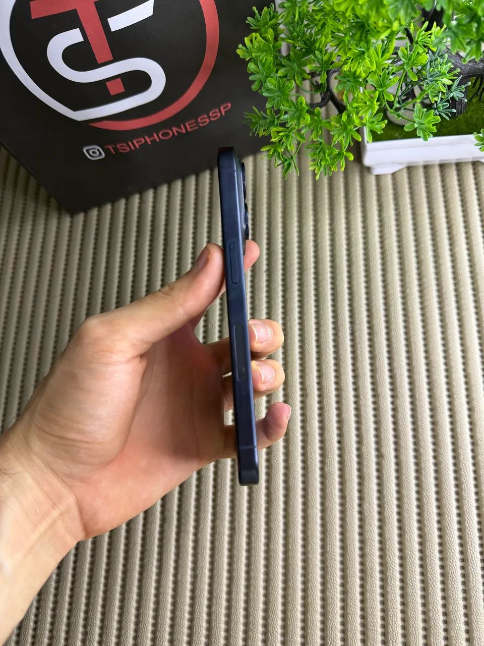 Iphone 15 Pro 128GB bateria 85% todo original  - Foto 2
