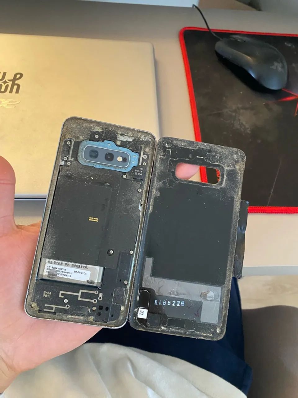 Samsung Galaxy S10e Dual SIM - Funcionando 100% (traseira quebrada) - Foto 3