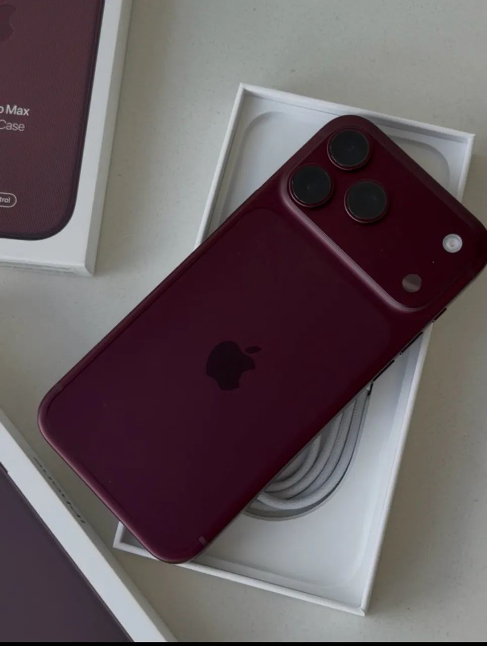 18 pro max 512gb Burgundy  - Foto 3