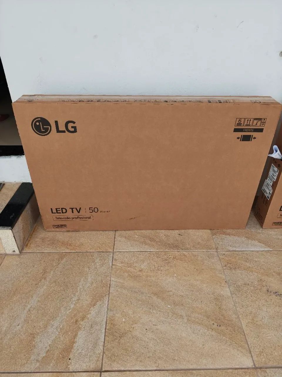 Tv LG 50 polegadas - Lacrada 
