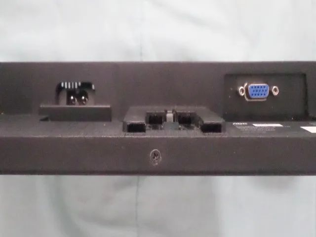 Monitor AOC LCD Usado - Foto 5