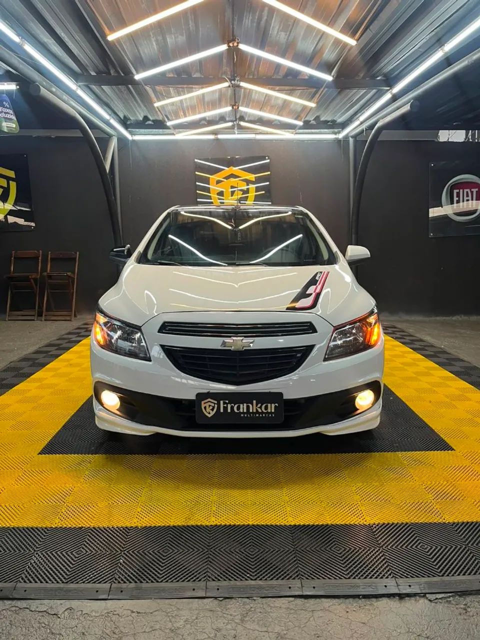 Chevrolet Onix ONIX HATCH EFFECT 1.4 8V F.Power 5p Mec. 2015