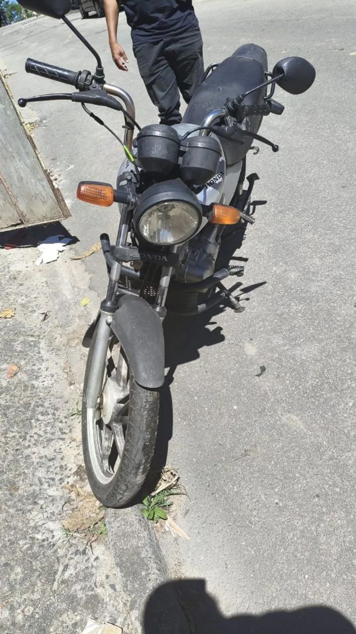 CGTitan 125 ano 2000 - Foto 5