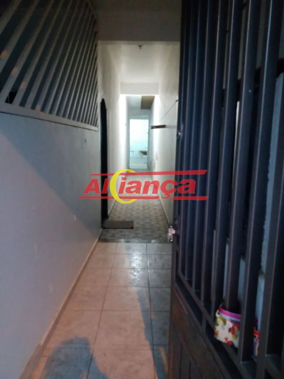 DUAS CASAS NO MESMO TERRENO - OPORTUNIDADE DE RENDA - Foto 2